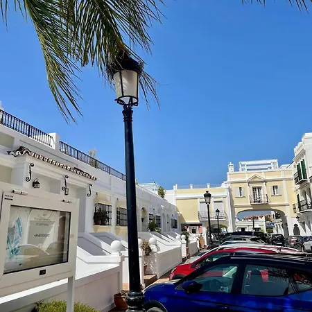Luxury Townhouse Sea Views 10 Min From Puerto Banus Holiday home Marbella